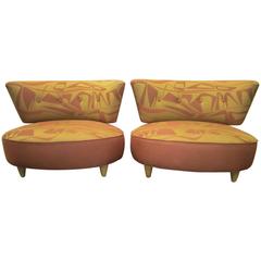 Paire de chaises pantoufles fantaisistes de style Gilbert Rohde des années 1940, mi-siècle moderne