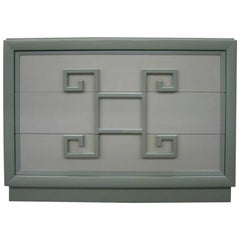 Graziosa cassapanca Mandarin a chiave greca disegnata da Kittinger, metà del secolo scorso