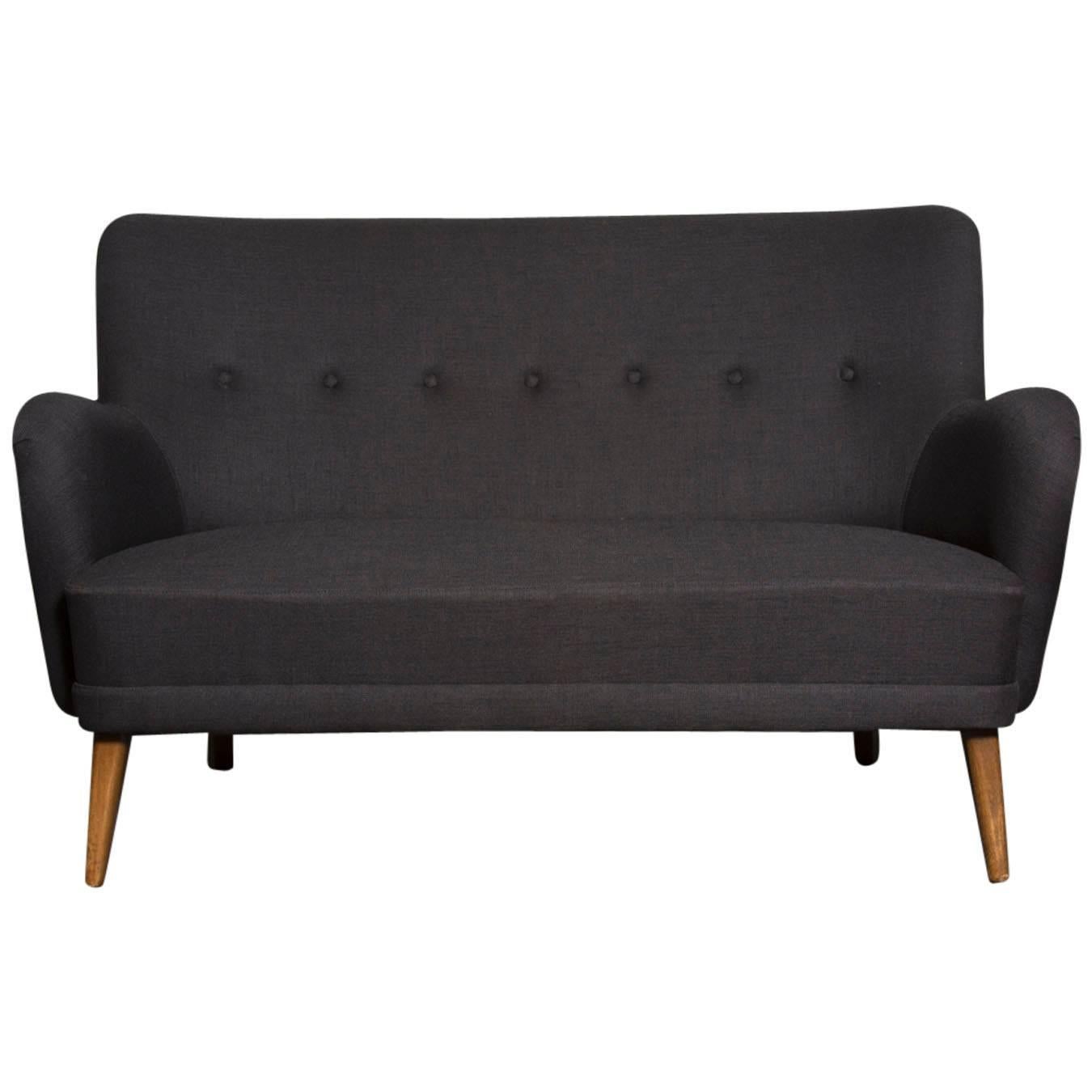 Theo Ruth Loveseat by Artifort