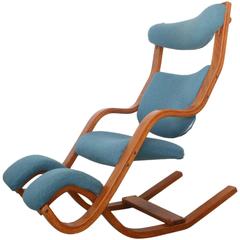 Gravity Balans Chair by Peter Opsvik