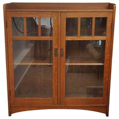 Antique Arts & Crafts Bookcase, Stickley Attribution, Early 20th Century  