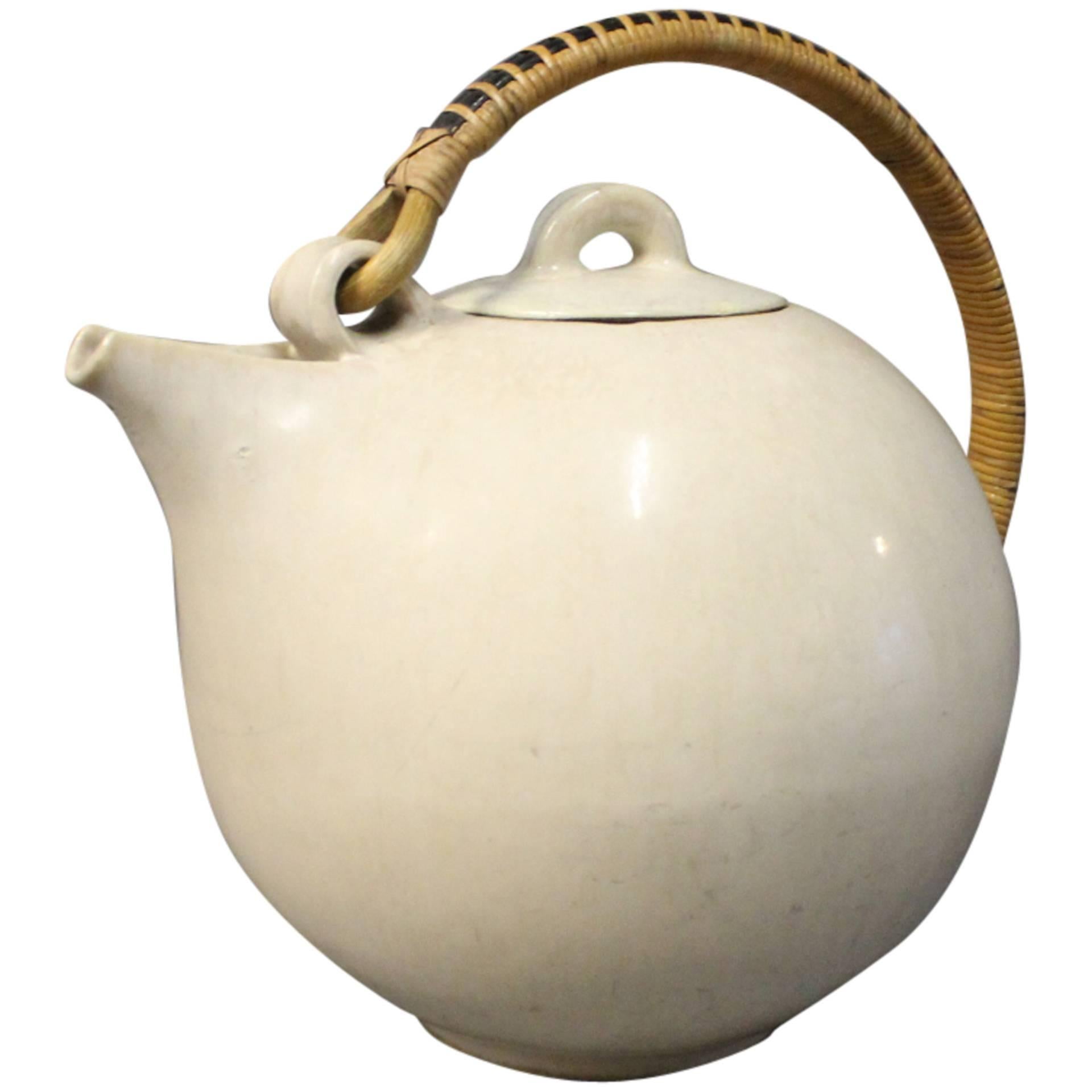 White Glazed Saxbo Teapot with Bast Handle, No. 68, circa 1940s