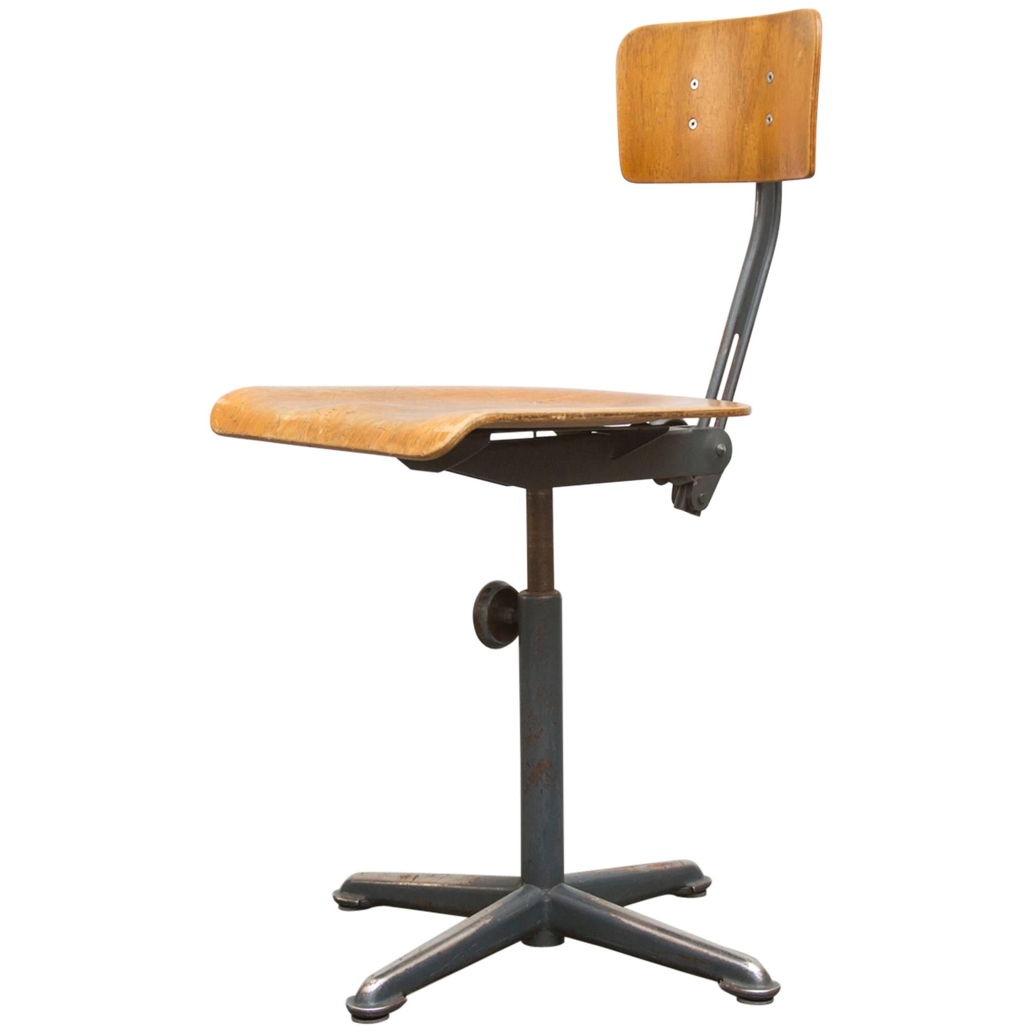 Friso Kramer Early Edition Drafting Stools