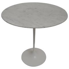 Knoll Tulip Occasional Table in Carrara Marble, circa 1950s