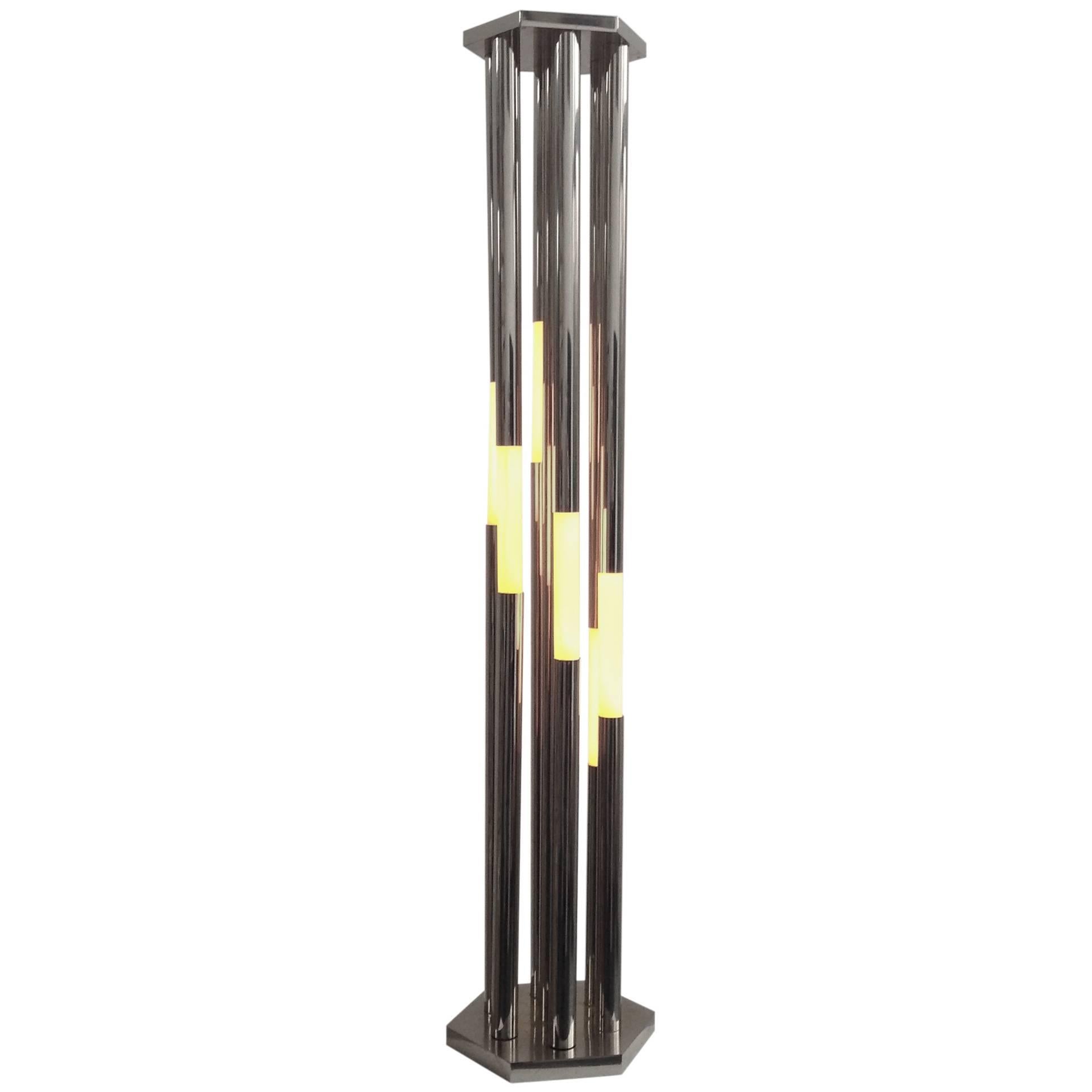 Exceptionally Beautiful Floor Lamp, Dimmable and in Very Good Condition, 1970 For Sale