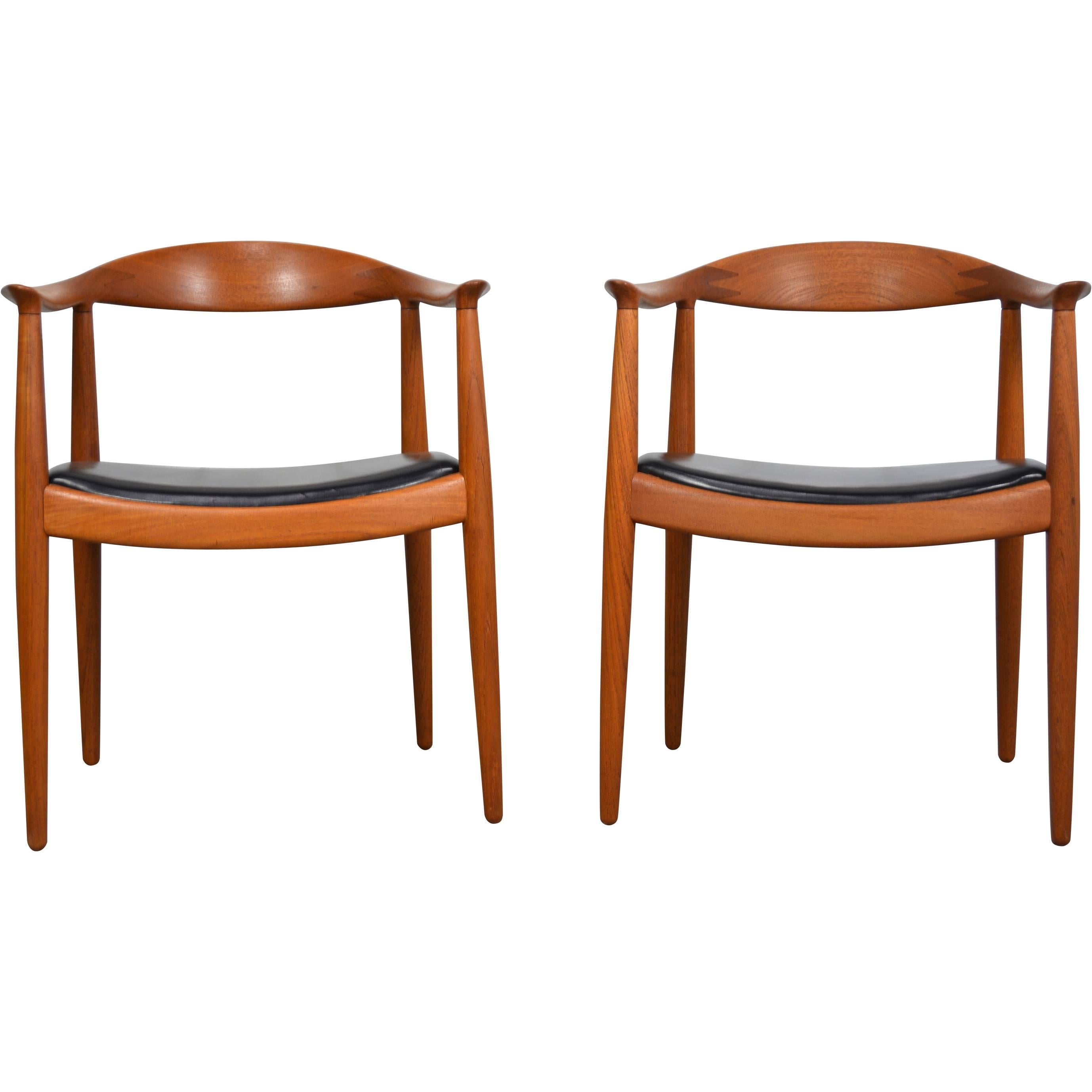 Hans Wegner Pair of "Round" Chairs in Teak