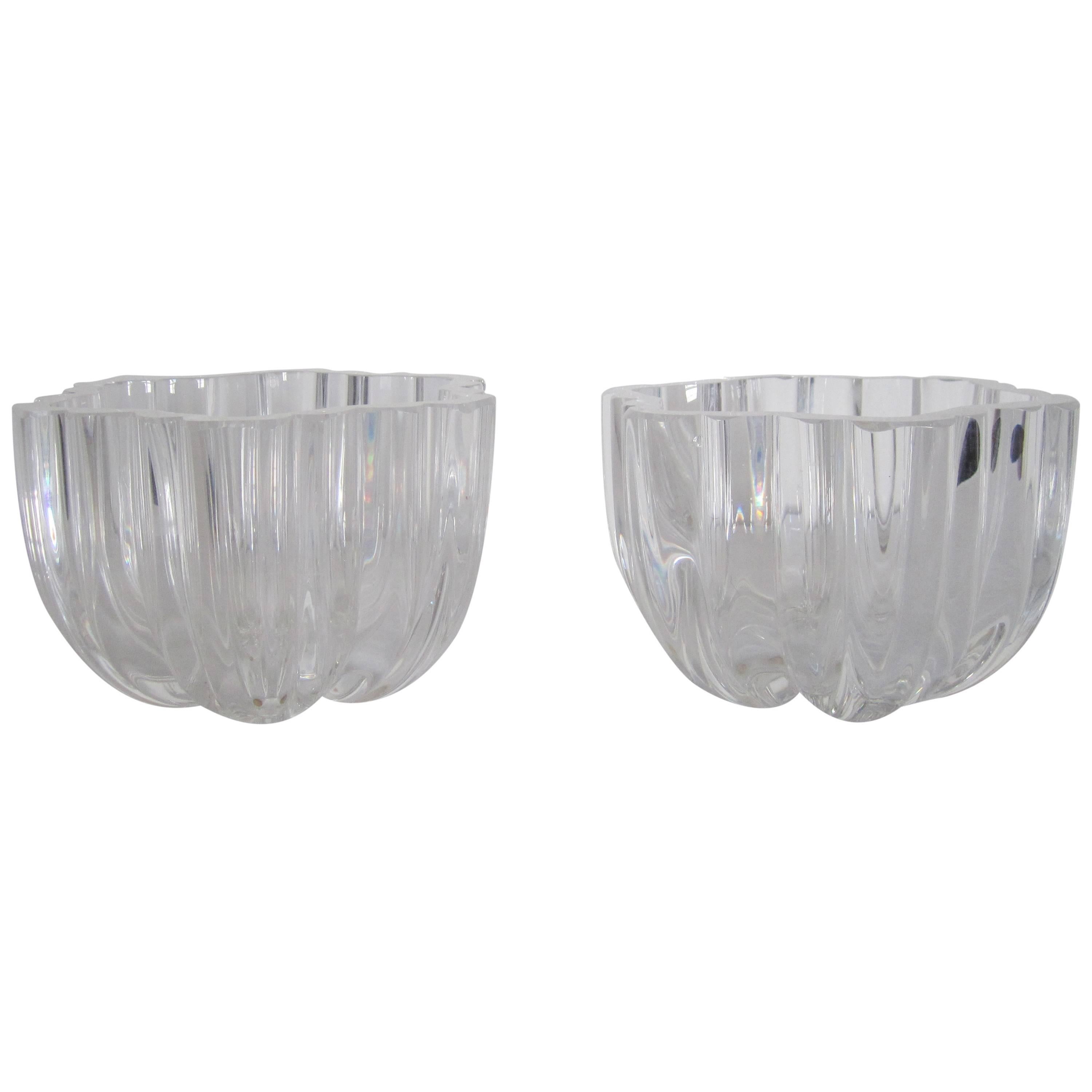 Paire de bols scandinaves en cristal de Suède par la designer Anna Ehrner en vente