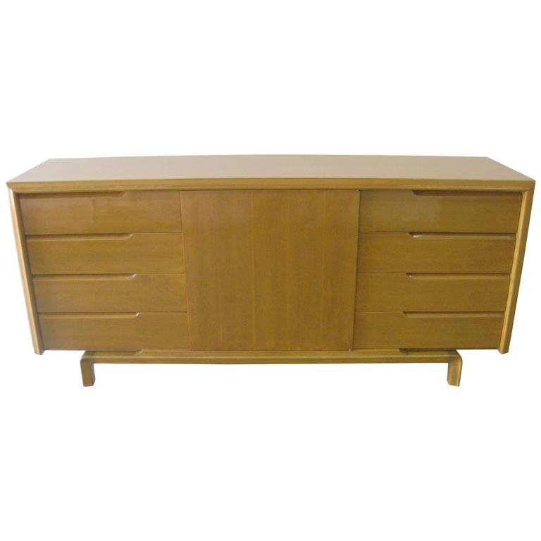Large Floating 9 Drawer Dresser For Sale at 1stdibs
