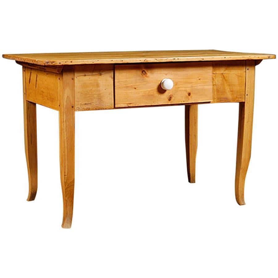 Biedermeier Country Pine Work Table with Drawer, circa 1825