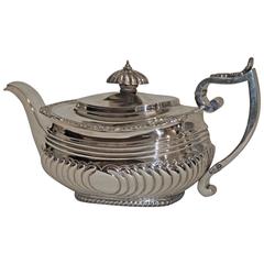 Georgian Silver Teapot, London 1817, Solomon Houghman