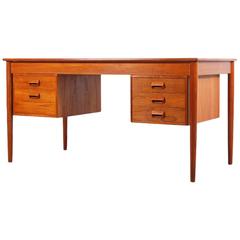 Børge Mogensen Teak Desk for Søborg Møbelfabrik, 1960s