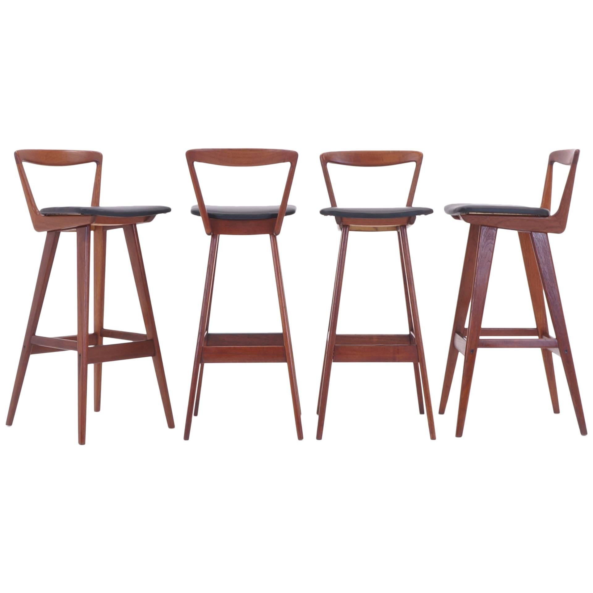 Set of Four Rosewood Bar Stools by Henry Rosengren Hansen, Excellent Condition