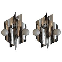 Pair of Sculptural 1960s Italian Wall Lights 2
