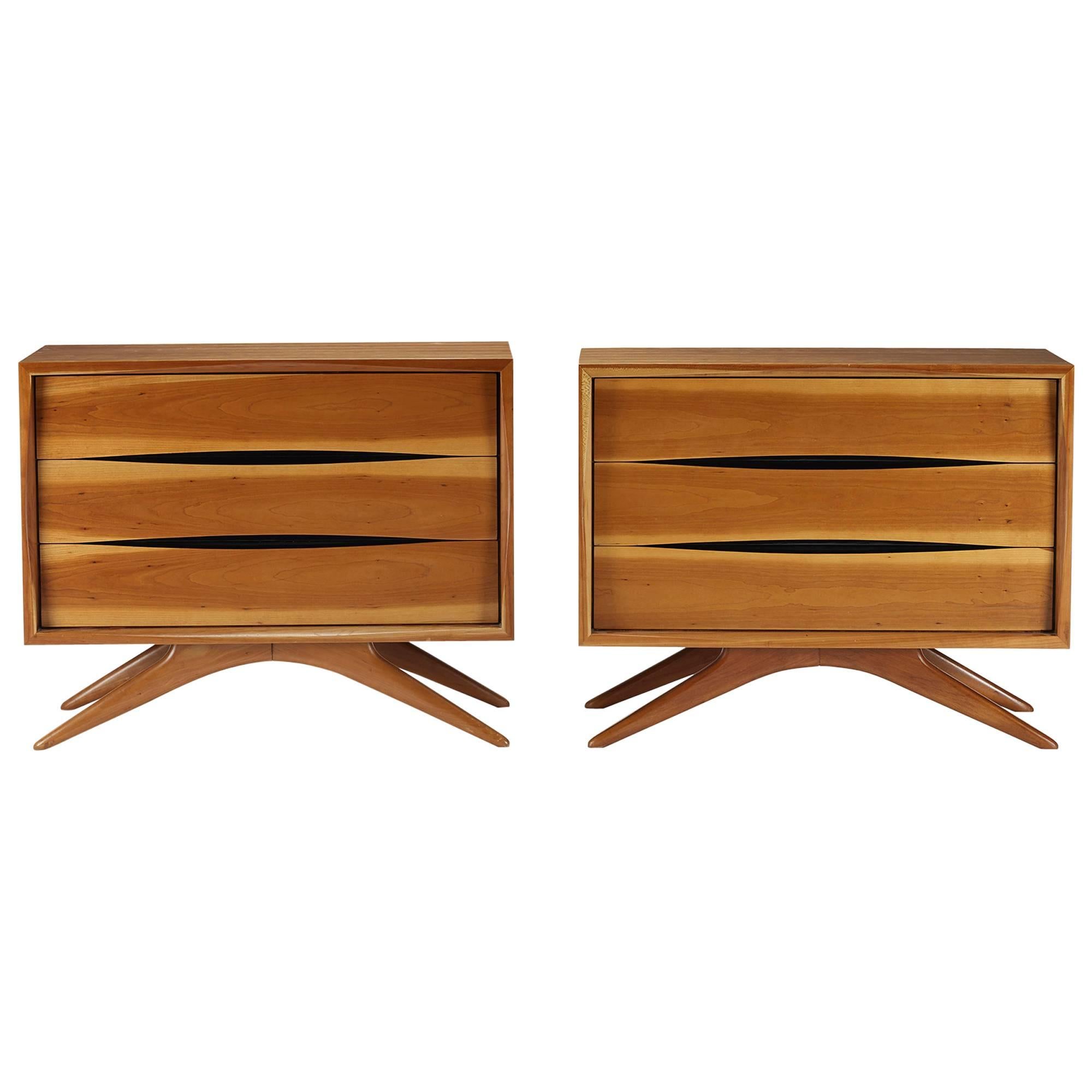 Chests, Pair by Vladimir Kagan for Grosfeld House