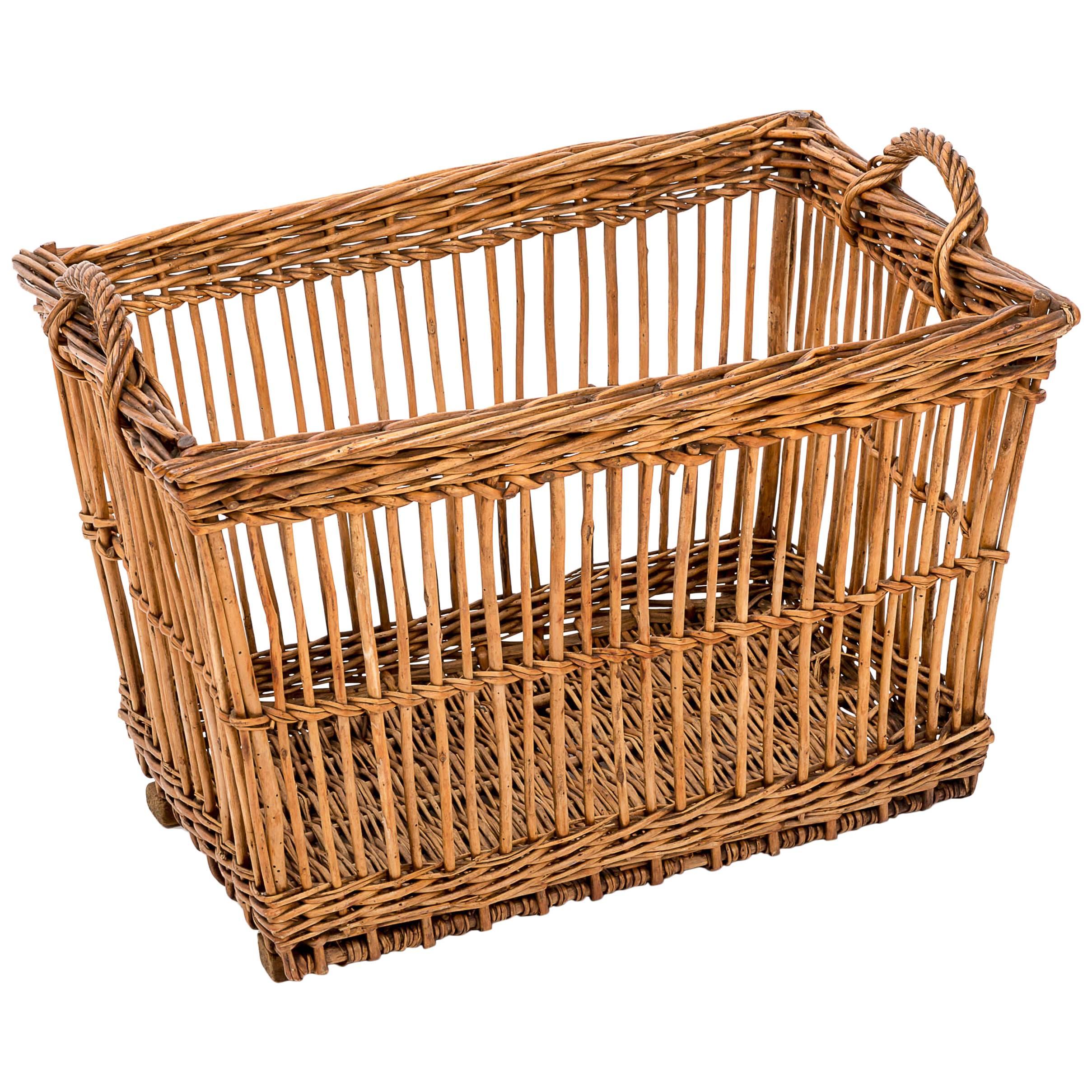 Turn-of-the-Century Wicker Vineyard Basket, Alsace, France, circa 1900