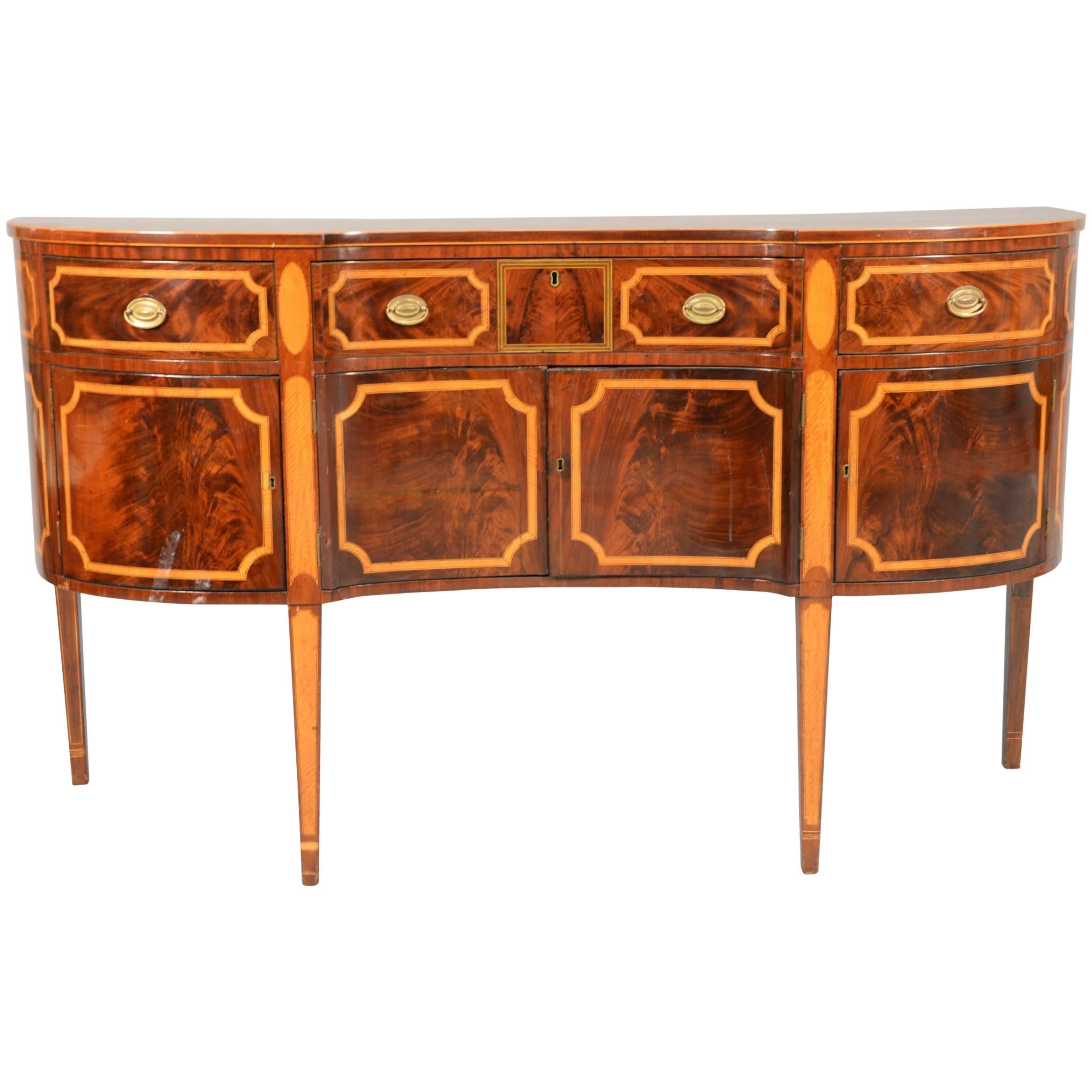 Period American Federal Sideboard in Mahogany with Tiger Maple Inlay
