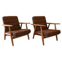 Pair of Hans Wegner GE-240 Lounge Chairs
