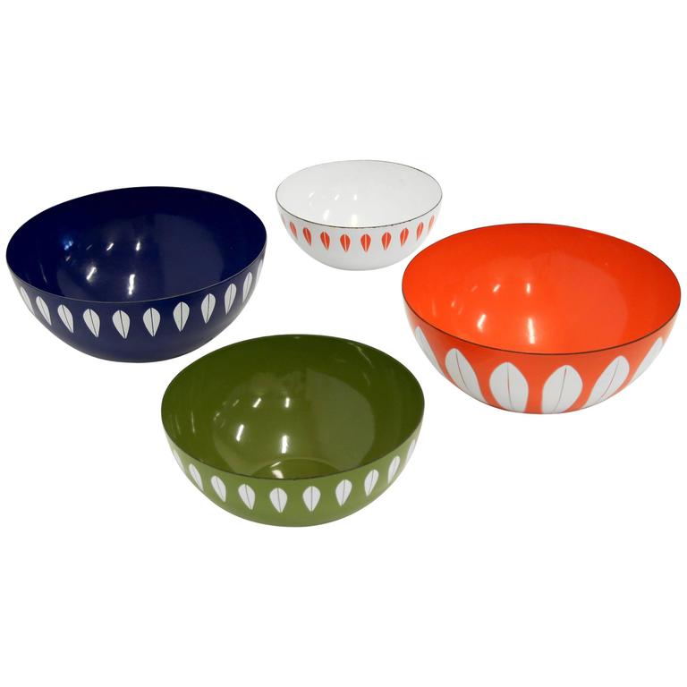 Set of Four Original Enamel Bowls by Cathrineholm, 1960s at 1stDibs