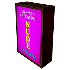 Boîte lumineuse vintage Dean St. Late Night Nude Encounter