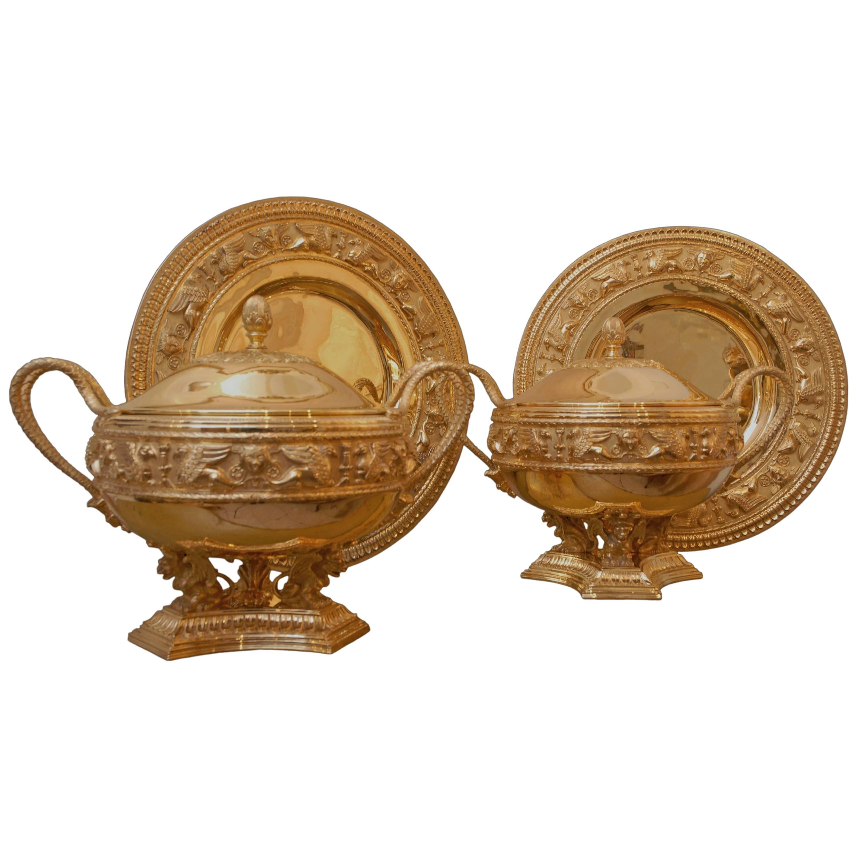Pair of Important 19th Century Soup Tureens with Trays, Engraved and Embossed For Sale