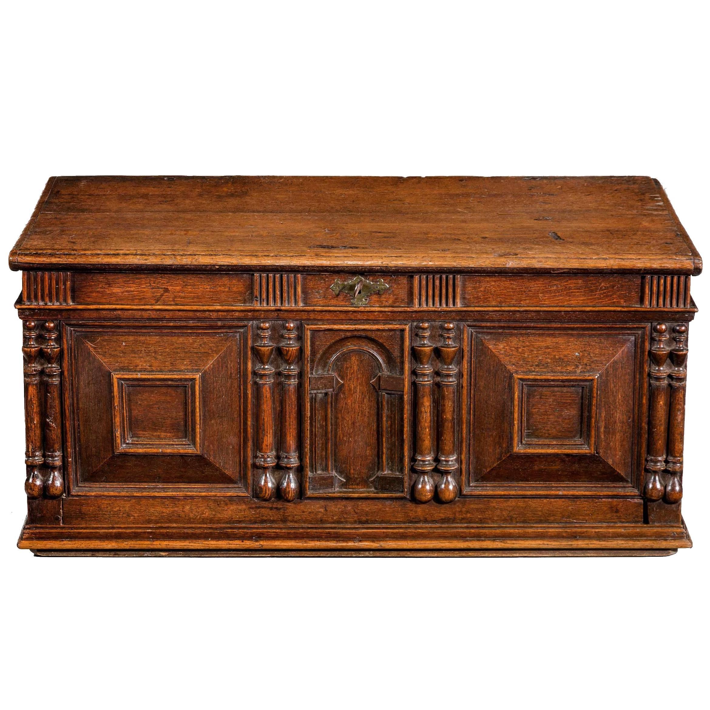 Oak Panelled Early 18th Century Chest Coffer