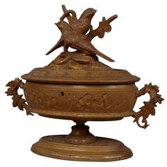 Antique Wooden Carved Casket with Birds from Brienz 5