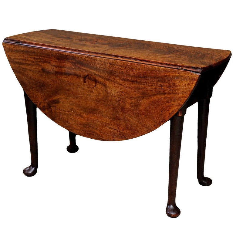 II Mahogany Pad Foot Oval Gate Leg Table, circa 1740 For Sale at 1stdibs