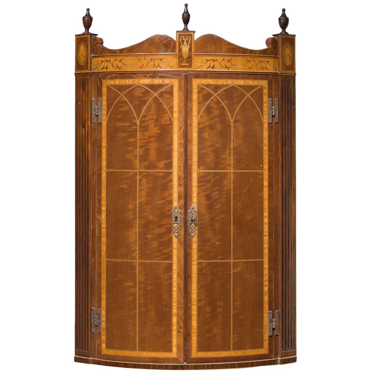 Bow-Fronted Corner Cupboard in the Manner of Thomas Sheraton For Sale