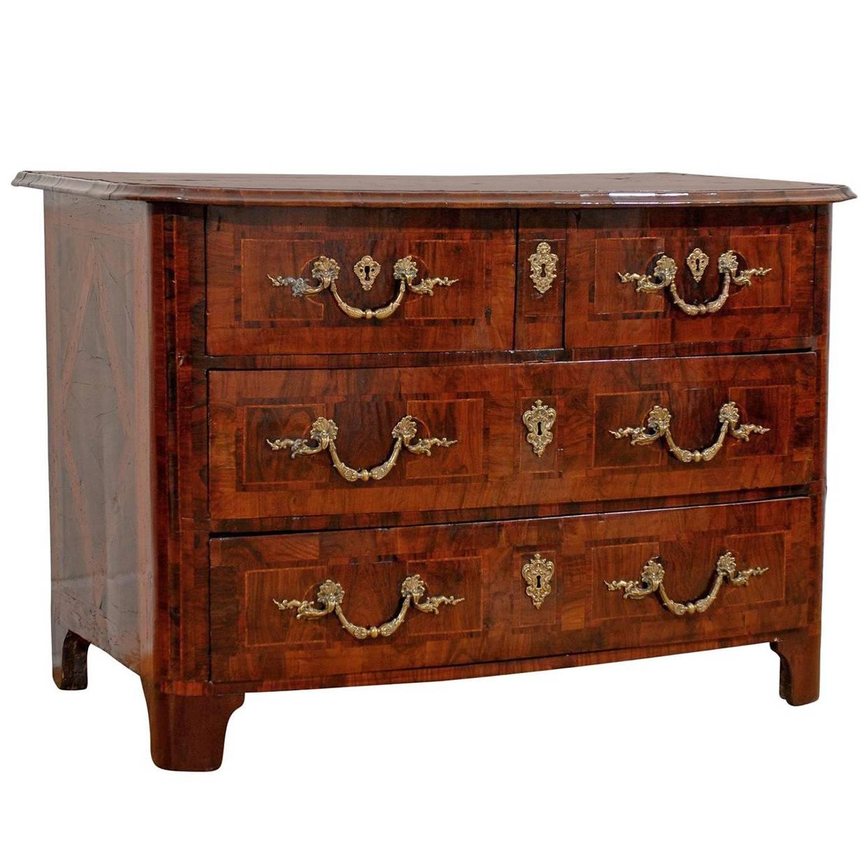 French Late 18th Century Walnut Four-Drawer Commode with Star Inlaid Top