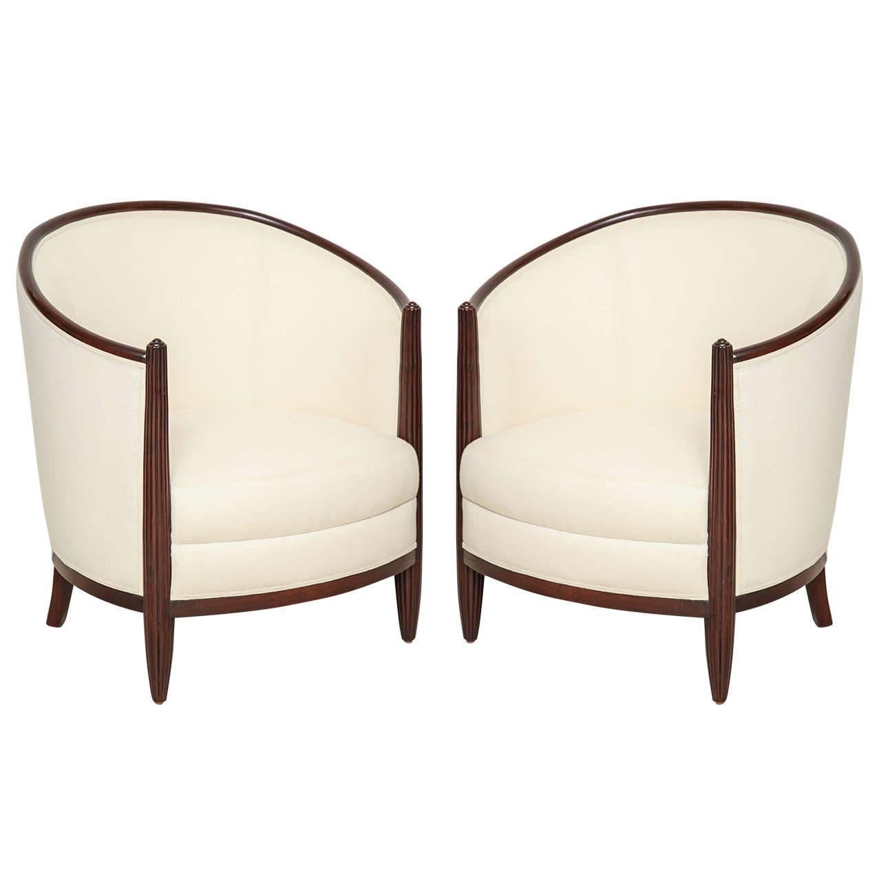 Paire de fauteuils club tapissés Art Déco en acajou, vers 1930