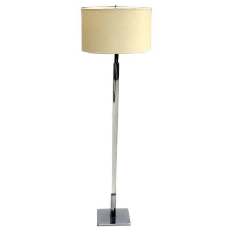 French Mid-Century Modern Floor Lamp in Lucite