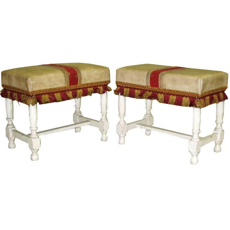 Pair of Italian 1940s Modern Traditional Stools or Benches