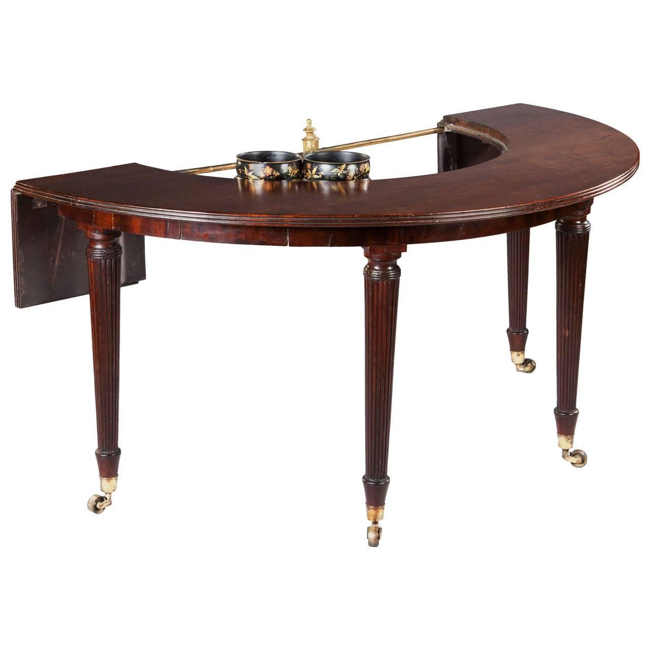 19th Century Antique Regency Mahogany Hunt Table For Sale at 1stdibs