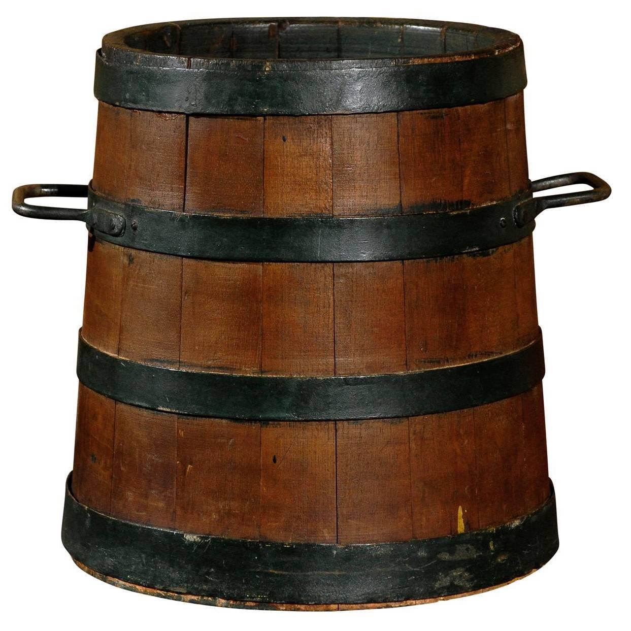 English Wood and Iron Decorative Bucket from the Late 19th Century For Sale
