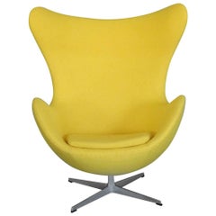 Properly Restored Arne Jacobsen yellow Egg Chair for Fritz Hansen Denmark