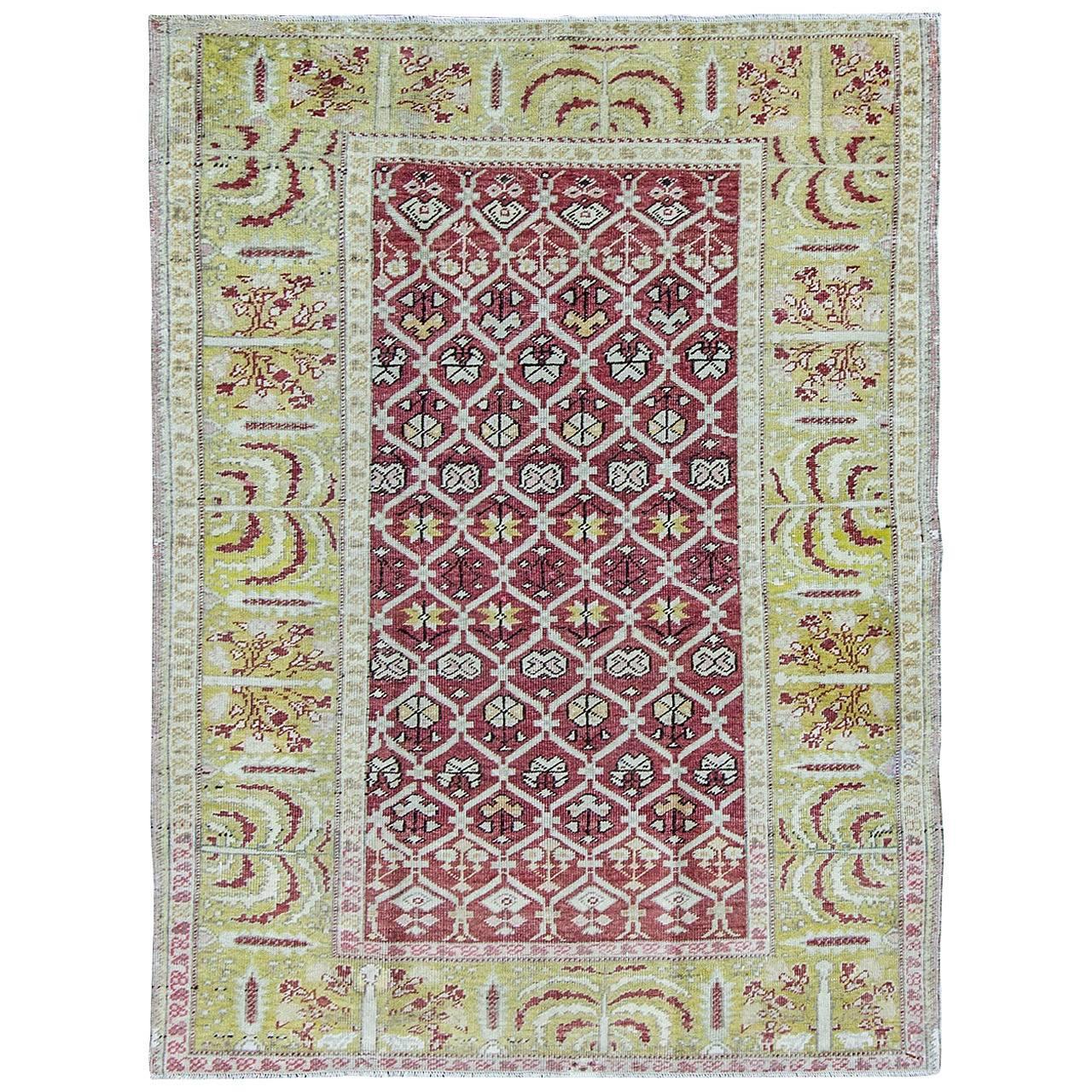 Antiker türkischer Oushak-Teppich, 4' x 5'4" , Kostenloser Versand im Angebot