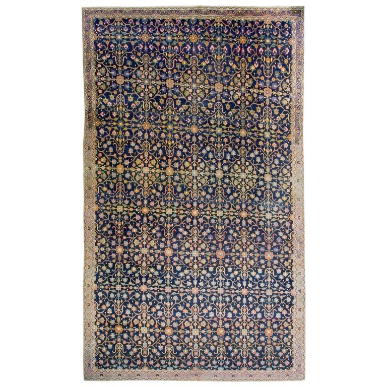 Antique Heriz Rug For Sale at 1stdibs