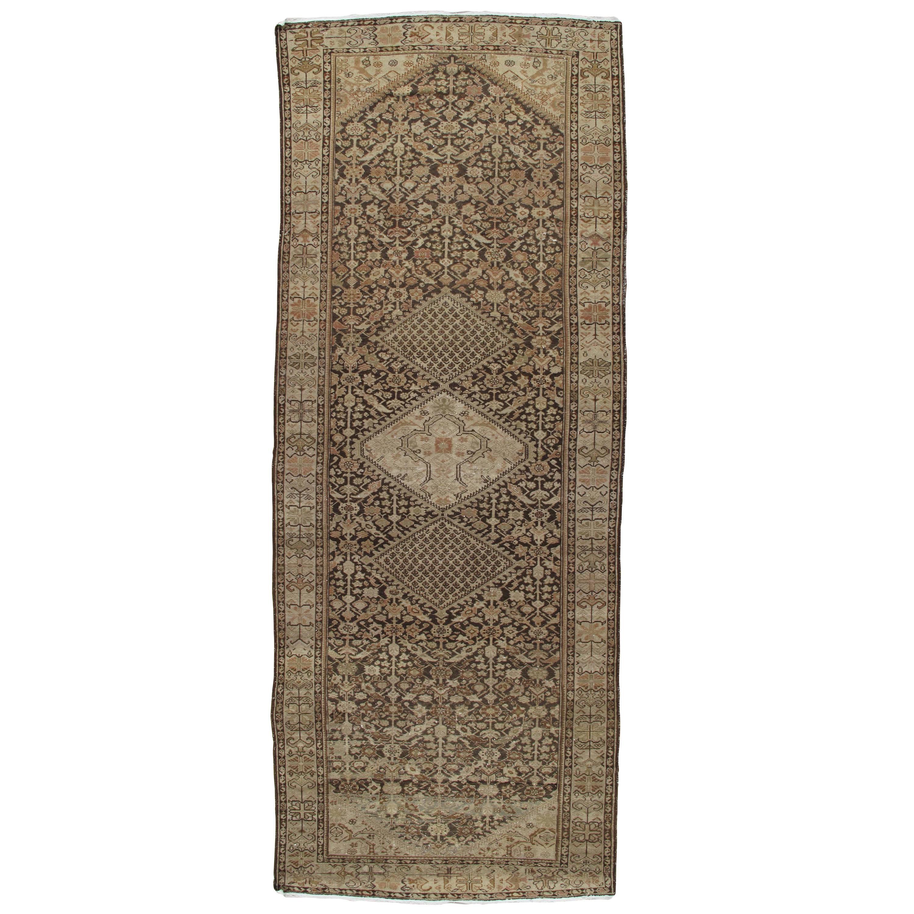 Antiker persischer Malayer-Teppich, handgefertigter orientalischer Teppich, Elfenbein, Taupe, Braun, fein im Angebot
