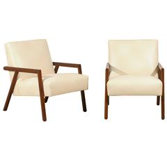 Restored Pair of Gibbings Style Walnut Loungers 12