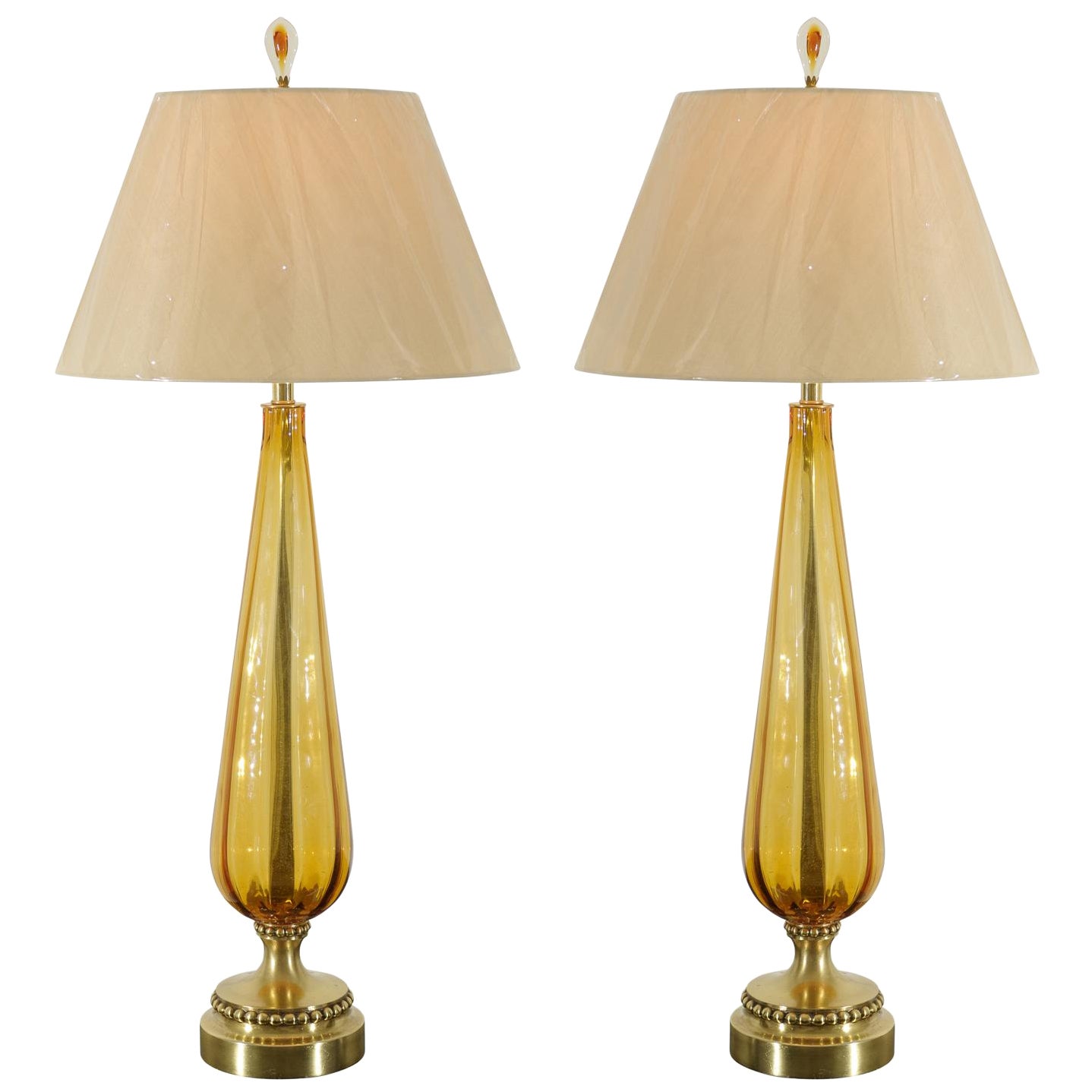 Unusual and Beautiful Pair of Lamps For Sale at 1stDibs