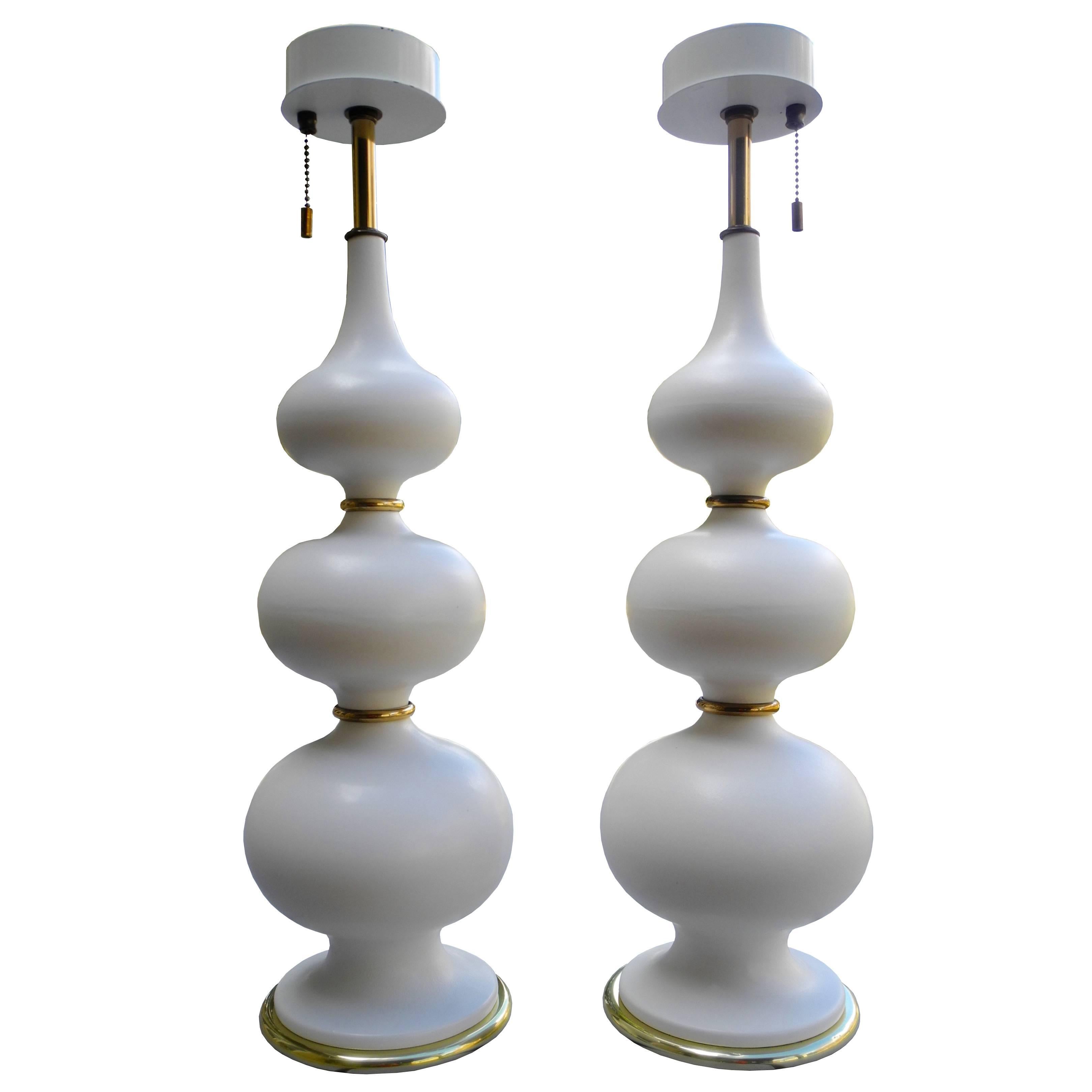 White Ceramic Table Lamps by Gerald Thurston for Lightolier For Sale