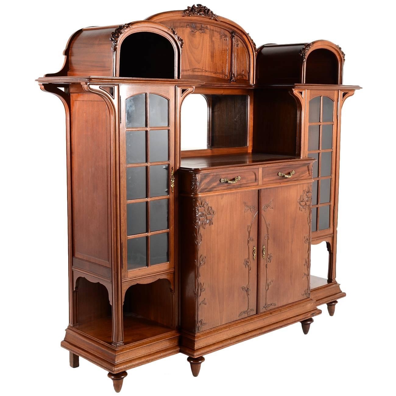 French Art Nouveau Sideboard in Solid Mahogany, circa 1910