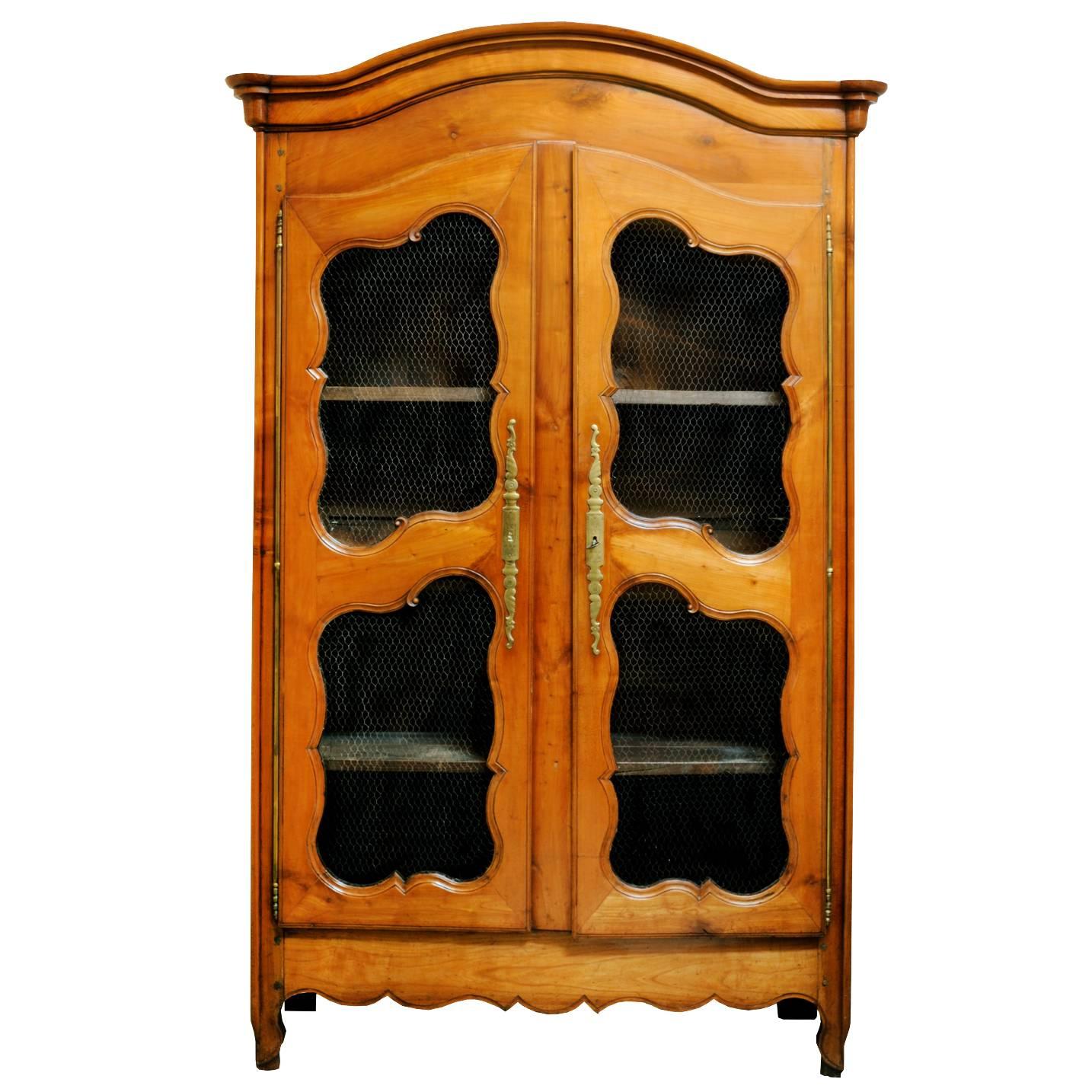 French Louis XV 18th Century French Pale Cherrywood Bookcase, circa 1760 For Sale