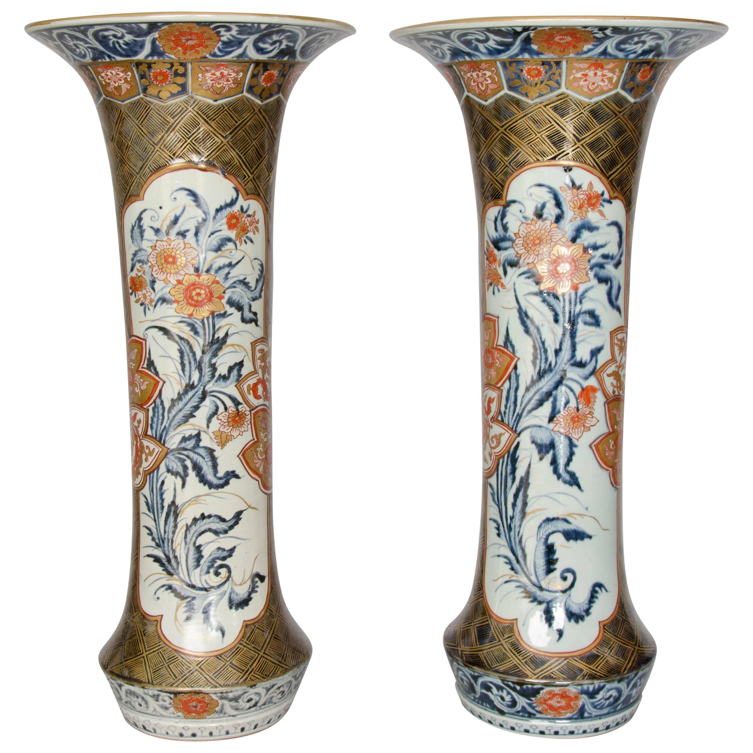 Pair of Japanese Imari Sleeve Vases, circa 1700 For Sale
