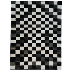 Moderner „Schachbrett“-Teppich