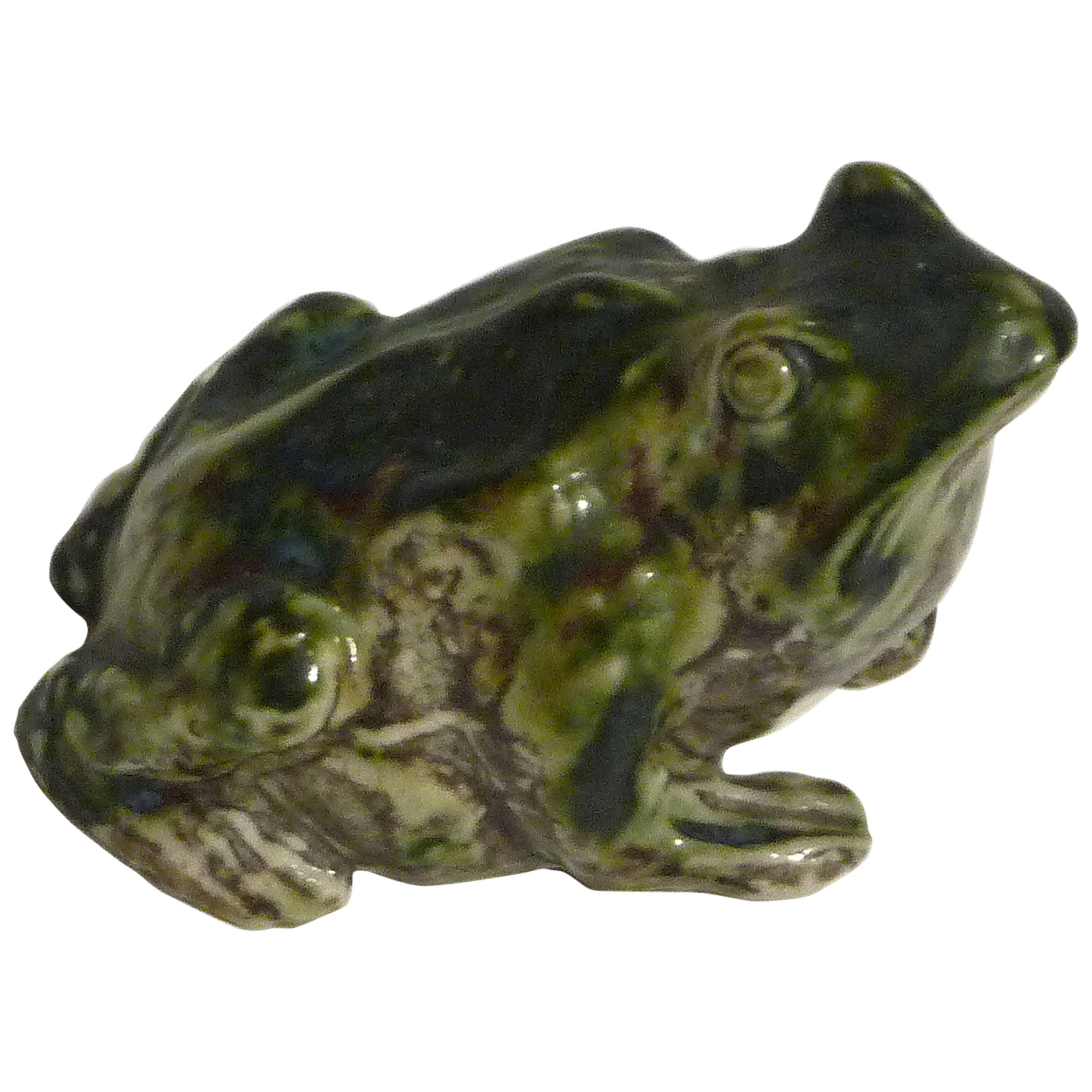 Pierre-Adrien Dalpayrat, Sculpture Representing a Frog, Signed
