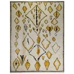 Bespoke Contemporary Moroccan Wool Rug 12