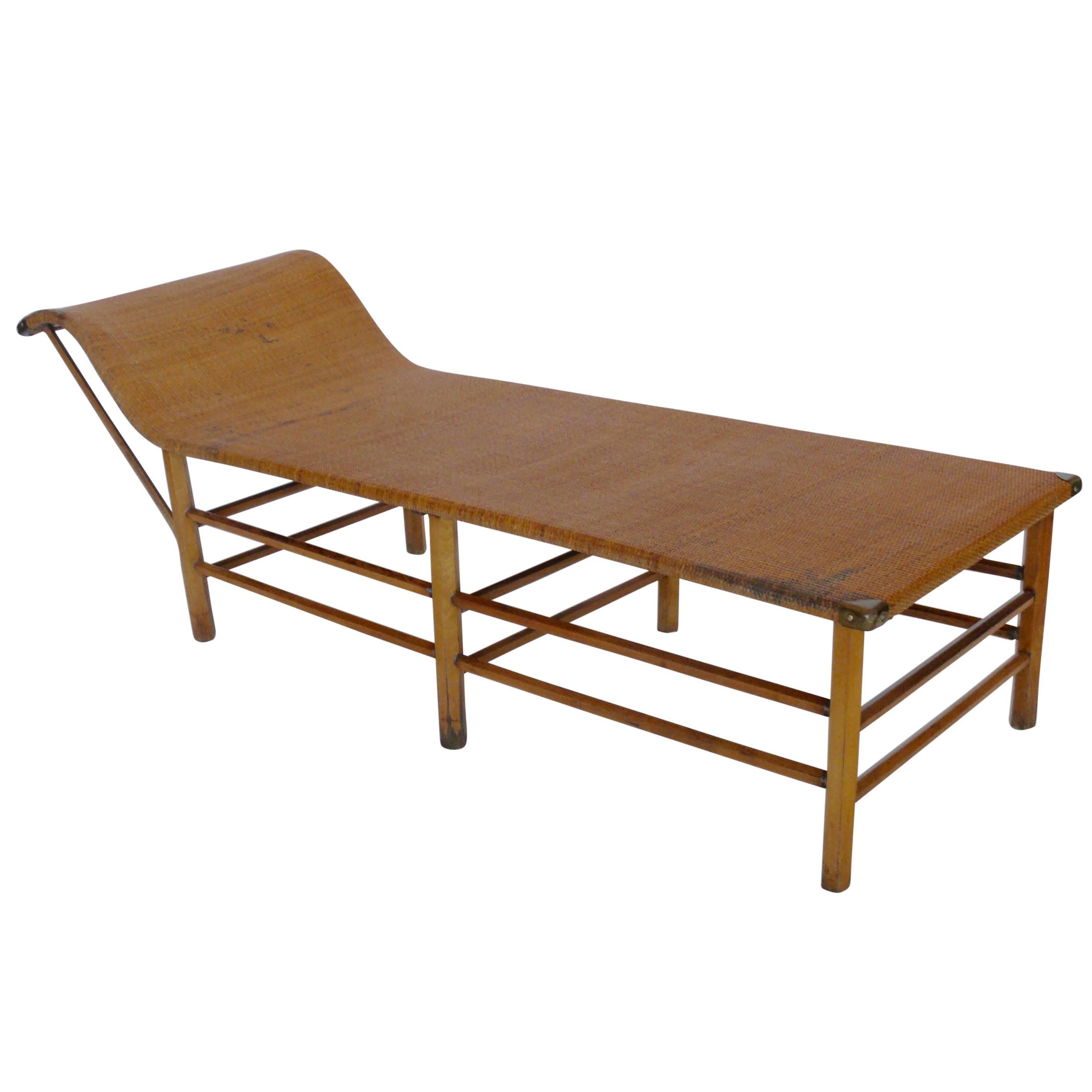 Wicker Chaise Longue