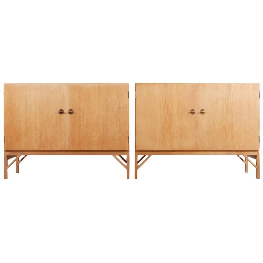 Børge Mogensen Pair of Oak Cabinets for FDB Møbler, 1960s
