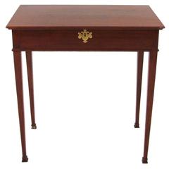 Hepplewhite Mahogany Side Table with Lift Top